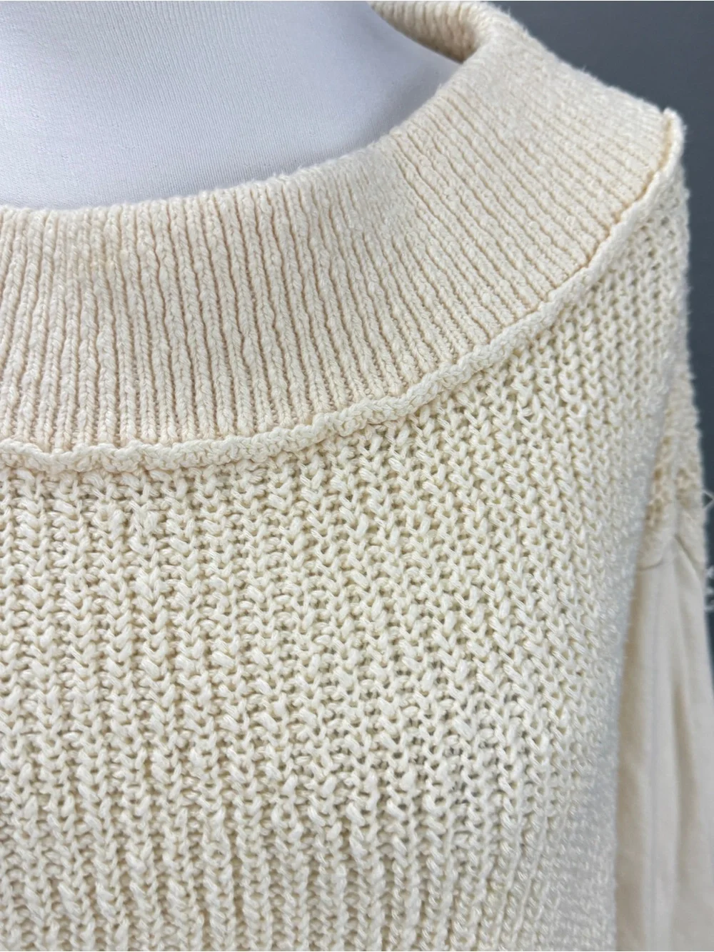 Free People Never leaving Cream Slouchy Pull over Sweater Sz S Petite